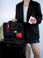 오늘의 기분 애플 노트북 가방 핸드래그 어드밴스드 센스 여성 하이밸류 14인치 16인치 얇은 크로스바디 통근 2024년 신형 낙하방지 충격방지 짐 걸이 가능 - 이미지 5