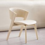 가벼운 고급 솔리드 우드 이탈리아 하이엔드 CC 다이닝 체어 모던 심플 홈 거실 의자 영업부 디자이너 넷 셀러브리티 의자