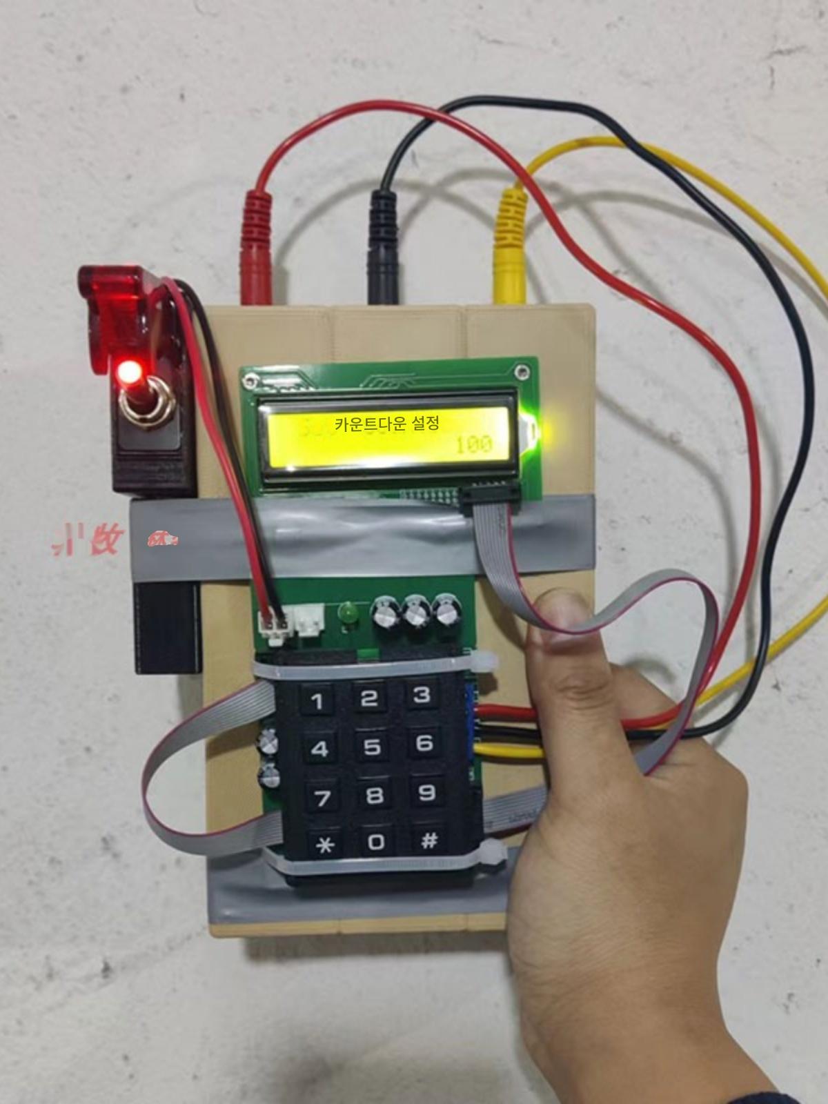 main_820939359625_0-1 CSGO 주변기기 C4모델 소품 C4폭탄 모델 폭탄 시간 비밀번호는 게임 사운드 효과 실제 사람 CS를 복원하도록 설정할 수 있습니다 - 이미지 1