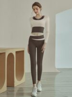 새로운 스타일 피트니스 슈트 고급 여성 가슴 패드 속건성 충격 방지 요가 슈트 러닝 필라테스 러닝 긴팔 - 이미지 3