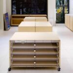 크리에이티브 의류 매장 오션 보드 아일랜드 워터 테이블 다층 서랍 수납 랙 디스플레이 테이블 주얼리 부티크 디스플레이 랙 - 이미지 3