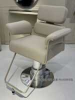 전동 리프트 이발소 의자 미용실 전용 고급 헤어 커팅 의자 VIP 룸 미용실 퍼머 및 염색 의자 다기능 - 이미지 4