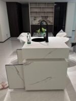 싱크대가 통합된 록 플레이트 섬 테이블 홈 맞춤형 다기능 바 조명 럭셔리 소형 아파트 서양식 주방 섬 - 이미지 2