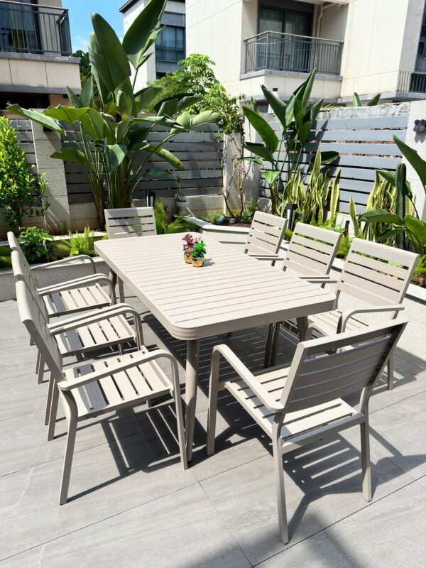 야외용 테이블과 의자 안뜰 빌라 전 알루미늄 합금 야외 발코니 테라스 방수 선크림 심플 레저 야외용 테이블과 의자