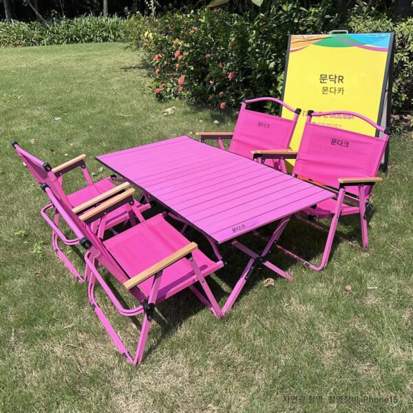 Mondaka 맞춤형 인터넷 셀러브리티 캠프 장식 바비 핑크 로즈 레드 에그롤 테이블 스티브 블루 접이식 레저 테이블 및 의자