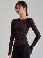 피트니스 걸스 라운드넥 타이트 요가복 속건성 러닝 스포츠 상의 프로페셔널 필라테스 트레이닝 신축성 긴팔 - 이미지 4