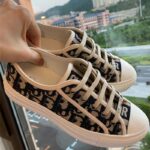 여성용 D 자수 캔버스 슈즈 2024년 봄 신상 두꺼운 밑창 레트로 올드 플라워 레터스 캐주얼 스포츠 슈즈 - 이미지 5