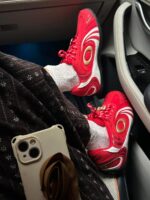 유럽 ​​스테이션 신규 초봄 독일 트레이닝화 헬로캣 포레스트 검프 레트로 라운드 헤드 AB 스타일 KT캣 헬로키티 캐주얼 여성화 - 이미지 4