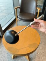 고급 철제 코팅이 안 된 기름 튀는 팬! 가정용 스테인리스 스틸 롱 핸들 오일 붓기 뜨거운 오일 특수 튀김 만두 불타는 오일 프라이팬 계란 프라이팬 - 이미지 3