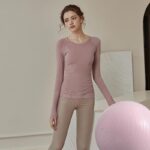 Bylure 고급 스포츠 상의 마이크로슬림 요가복 여성용 봄과 여름 신상품 속건성 통기성 피트니스 반팔 프로페셔널 - 이미지 2