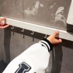 욕실 수납 선반 양말 건조 선반 텔레스코픽 접이식 욕실 목욕 타월 선반 펀치 없는 속옷 신발 타월 선반 - 이미지 3