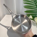 프랑스 D타워 스테인리스 소형 프라이팬 오믈렛팬 베이킹 트레이 고급 장식품 12cm의 정교한 미니 상품 - 이미지 2