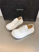 SGIRL TWTW 2025년 봄 신상 두꺼운 밑창 흰색 신발 여성용 못생긴 귀여운 큰 머리 인 트렌디한 빵 신발 추천 - 이미지 3