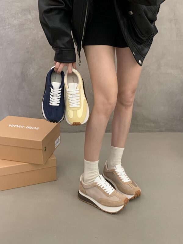 SGIRL TWTW 두꺼운 밑창 포레스트 검프 슈즈 여성용 2025년 봄 작은 키 증가 캐주얼 스포츠 슈즈 컬러 매칭 보드 슈즈 트렌드