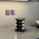 주방 테이블 상단 회전 조미료 항아리 가정용 고급 스테인리스 스틸 소금 항아리 5가지 향신료 파우더 보관 랙 조합 팩 - 이미지 4