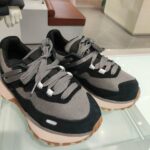 여성용 정품 가죽 메시 통기성 포레스트 검프 슈즈 2025년 봄 두꺼운 밑창 캐주얼 스포츠화 키 키우기 레이스업 화이트 여성용 슈즈 - 이미지 3