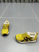 여성용 정품 가죽 러닝화 2025년 봄 신상품 둥근 앞부분 두꺼운 바닥 컬러 매칭 세련되고 멋진 소가죽 캐주얼 스포츠화 - 이미지 2