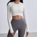 KAYANTY 가을과 겨울 라글런 슬리브, 스레디드 롱 슬리브, 요가복, 여성용 크로스 헴 피트니스복, 러닝 스포츠 상의 - 이미지 3