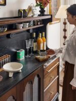 프랑스 중세 스타일 모든 견고한 나무 식탁 사이드보드 거실 미국 소형 아파트 와인 캐비닛 벽면 통합 수납 캐비닛 커피 캐비닛 - 이미지 3