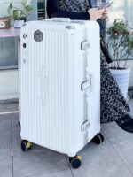 새로운 대용량 알루미늄 프레임 여행 가방 다기능 트롤리 케이스 30인치 여행 가방 범용 휠 여행 케이스 남성 및 여성 PC - 이미지 2