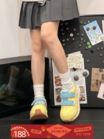 Ranyan 2025 봄 신상품 다재다능한 틈새시장 못생긴 귀여운 포레스트 검프 여성용 신발 미키 헤드 큰 머리 스포츠 캐주얼 신발