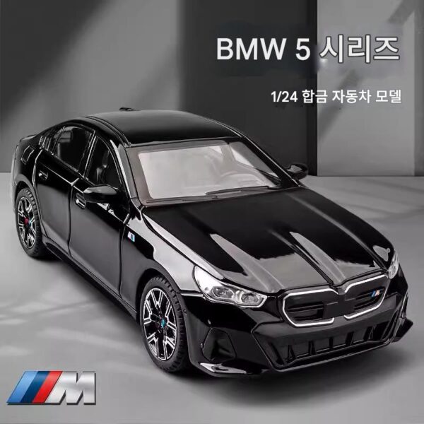 대형 BMW 5 시리즈 자동차 모조 5 시리즈 합금 자동차 모델 장난감 자동차 소년 컬렉션 수제 선물