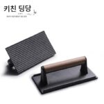 긴 철판 압착 코팅 무판 고기 정사각형 층 체크 무늬 주철판 무코팅 그릴 플레이트 스테이크 프레스 플레이트 너도밤나무 손잡이