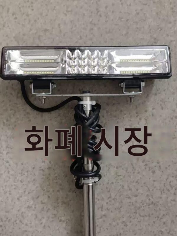 바다를 잡는 랜턴 수중 랜턴 초고휘도 LED 백색광 개조 방수 바다를 잡는 랜턴 12V 야간 조명 매미 원숭이 랜턴 황금 매미 랜턴
