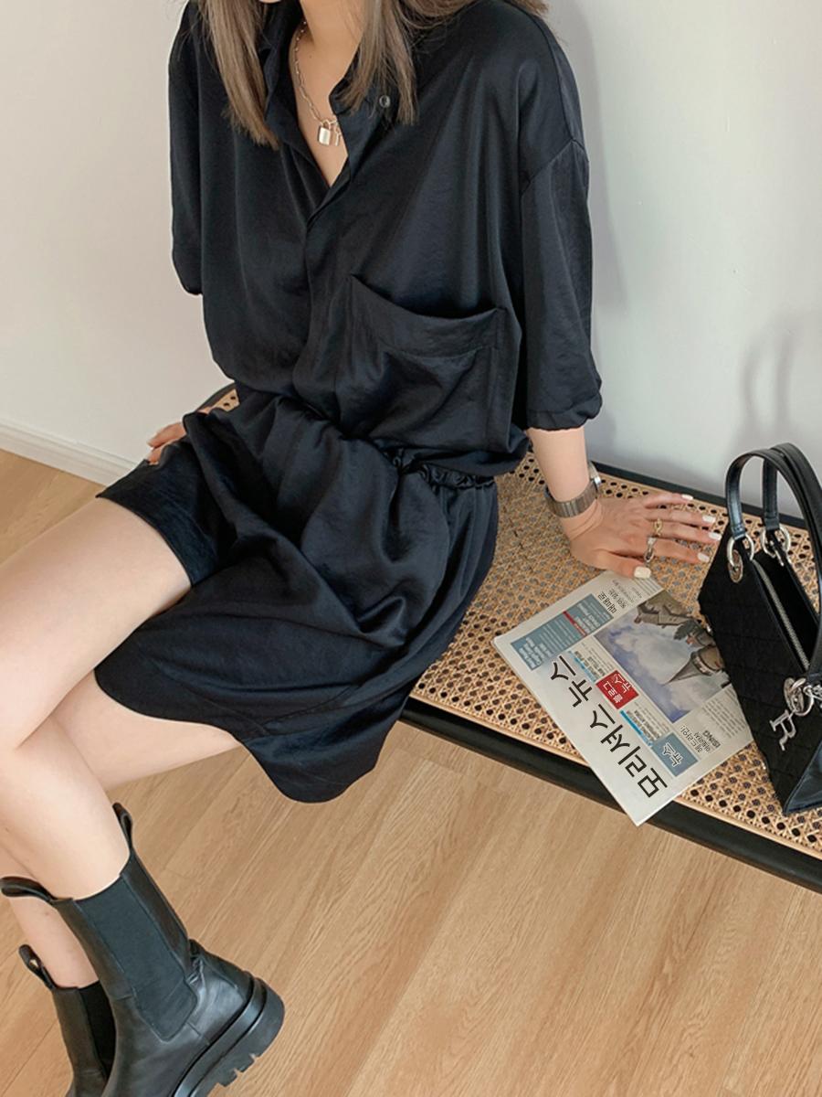 main_623192331422_0 MOERSHOP 하이콜드 레이디 광감각 새틴 블랙 점프수트 루즈 웨이스트 슬림 반바지 여성 여름 - 이미지 1