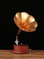 복고풍의 고풍스러운 축음기 모델 장식품 비닐 레코드 플레이어 홈 소프트 장식 사진 소품 거실 장식 - 이미지 4