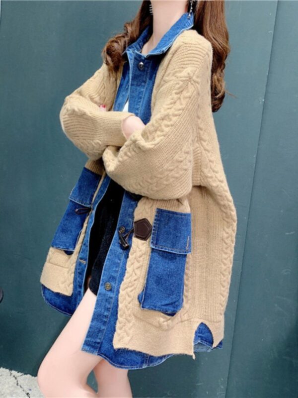 데님 스플라이싱 루즈 가짜 투피스 카디건 여성 가을 ​​의류 2025 새로운 레이지 스타일 탑 중간 길이 스웨터 재킷