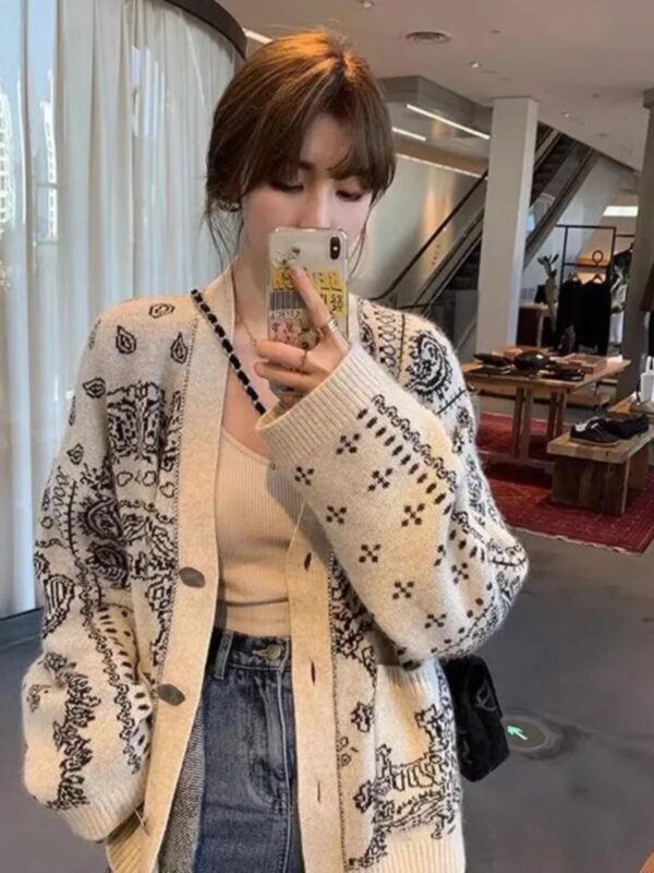 중공업 스몰 프래그런스 스타일 레트로 레이지 스타일 디자인 센스 니트 가디건 2025 가을 겨울 신상품 코트 틈새 트렌드