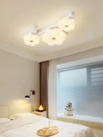 크림 스타일 복도 천장 램프 창의적인 꽃 벽 램프 침실 침대 옆 샹들리에 심플 모던 레스토랑 샹들리에 - 이미지 2