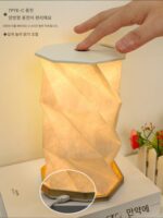 Ps&Fj 크리에이티브 북라이트 LED 모양 변경 가능 회전 조명 USB 충전 분위기 조명 반 친구 생일 연인 선물 크리스마스 조명 여성스러운 하트 - 이미지 3