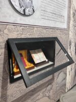 박물관 다기능 골동품 및 문화 유물 강화 유리 벽 틈새 디스플레이 캐비닛 사용자 정의