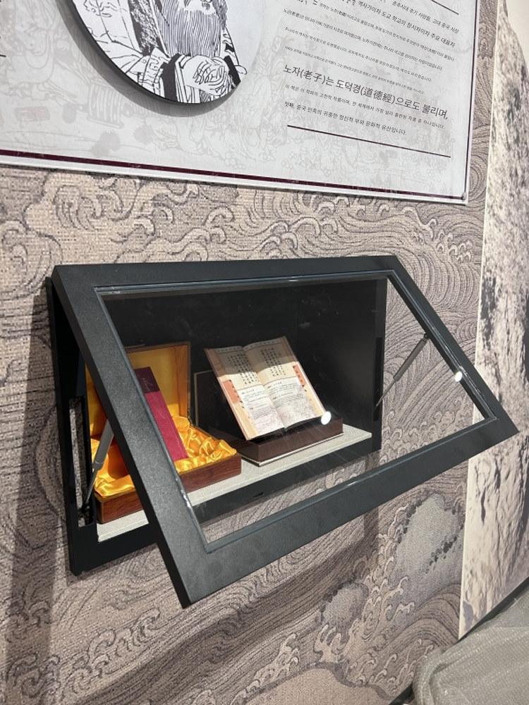 main_770151795383_0 박물관 다기능 골동품 및 문화 유물 강화 유리 벽 틈새 디스플레이 캐비닛 사용자 정의 - 이미지 1