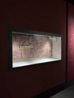 박물관 다기능 골동품 및 문화 유물 강화 유리 벽 틈새 디스플레이 캐비닛 사용자 정의 - 이미지 5