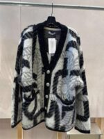 해외무역 수출 유명 쇼핑몰 고품질 상품 철거 및 유럽상품 특가품 픽업 여성용 헤비듀티 자수 해마 울 니트 스웨터 재킷