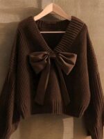 여성 가을 ​​커피 컬러 V넥 나비넥 풀오버 스웨터 유럽산 고급 루즈 레이지 니트 스웨터 탑 - 이미지 2