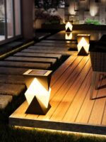 태양광 기둥 조명 모던 심플 조경 빌라 안뜰 벽 게이트 조명 디자이너 야외 방수 조명 - 이미지 5