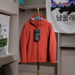 최고급 재킷! 최고예요! 푹신하고 두껍고 따뜻하며 방풍성이 뛰어난 남성용 가을/겨울 아웃도어 재킷입니다.