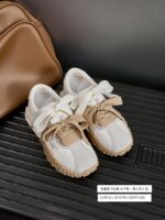 7CM 키높이 여성화 정품가죽 두꺼운 밑창 덱순화 2025년 초봄 스타일 더블 끈 포레스트 검프화 캐주얼 운동화 - 이미지 2