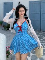 2025년 신작 살짝 뚱뚱한 여자 수영복 여자 큰 사이즈 원피스 삼각 스커트 스타일 3피스 세트 살을 가리고 얇은 블라우스 온천을 보여줌 - 이미지 2