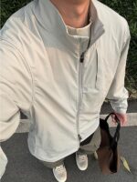 그레이 스탠드 칼라 숏 재킷 남성 가을 아웃도어 스트리트 소프트 쉘 재킷 고급 미국산 속건 재킷 - 이미지 4