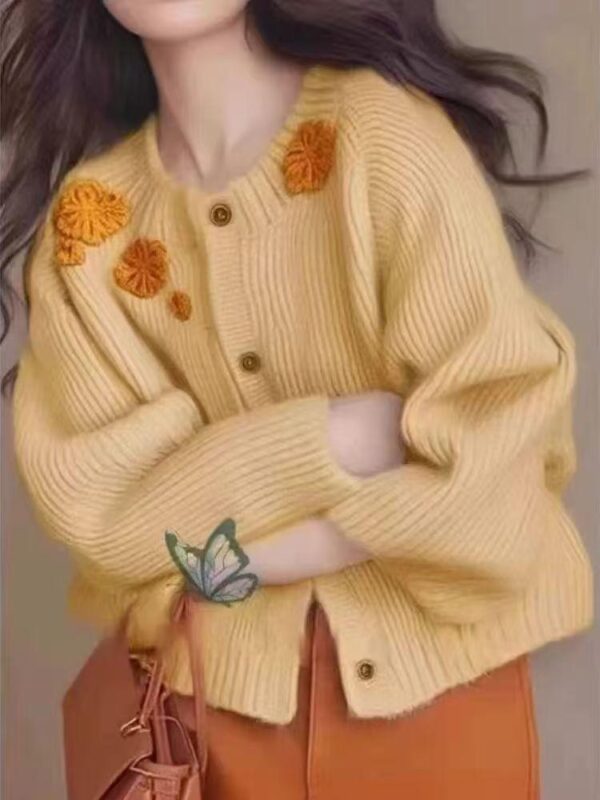 독특하고 세련된 꽃 자수 노화 방지 스웨터 재킷 디자인 싱글 브레스트 니트 가디건 스타일리시한 긴팔 탑