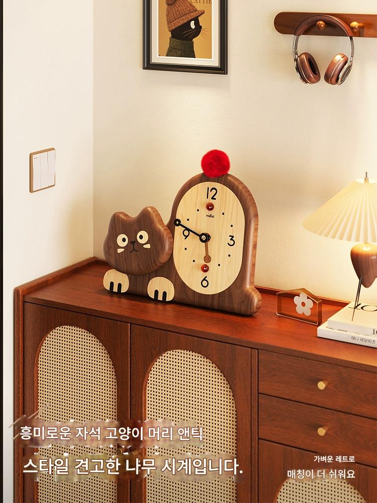 main_965585866686_0 Mercerda 크리에이티브 데스크탑 시계 장식품이 거실 현관에 놓인 복고풍 원목 행운의 고양이 테이블 시계 - 이미지 1