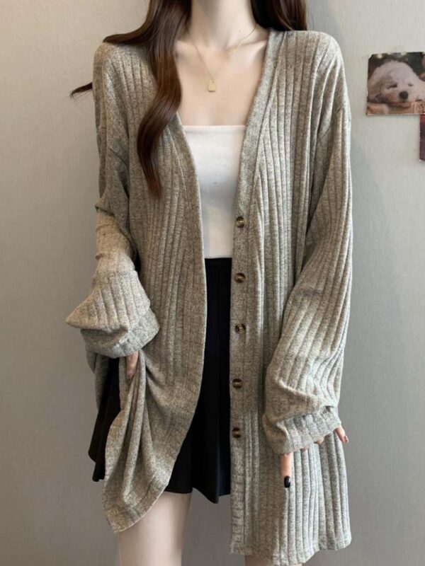 V넥 니트 카디건 스웨터 재킷 여성 봄 가을 2025 대형 뚱뚱한 mm 느슨한 중간 길이 커버 엉덩이 탑