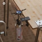 코만 야외 스토브 브라켓 캠핑 테이블 확장 클립 가스 탱크 고정 브라켓 램프 스토브 난방 스토브 데스크탑 클립