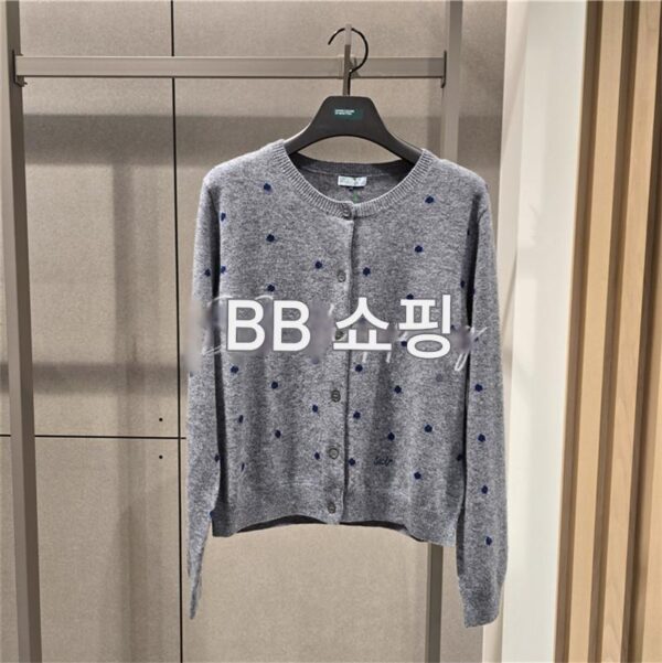 BB쇼 베네통 코리아 25가을 웨이브 포인트 스웨터 BAKCF3-561 구매