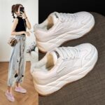 여성용 내부 키 증가 흰색 신발 2024년 신상품 봄 가을 통기성 핑크 두꺼운 밑창 캐주얼 신발 올매치 아빠 신발로 발이 작아 보여요 - 이미지 2